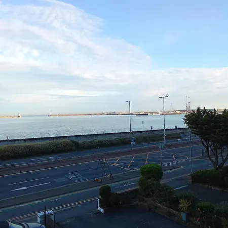Balcony, Sea View Apartment Next To Port With Parking Dover Exterior foto