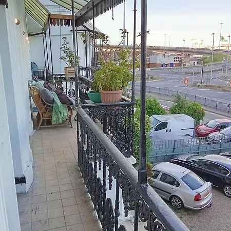 Balcony, Sea View Apartment Next To Port With Parking Dover Exterior foto